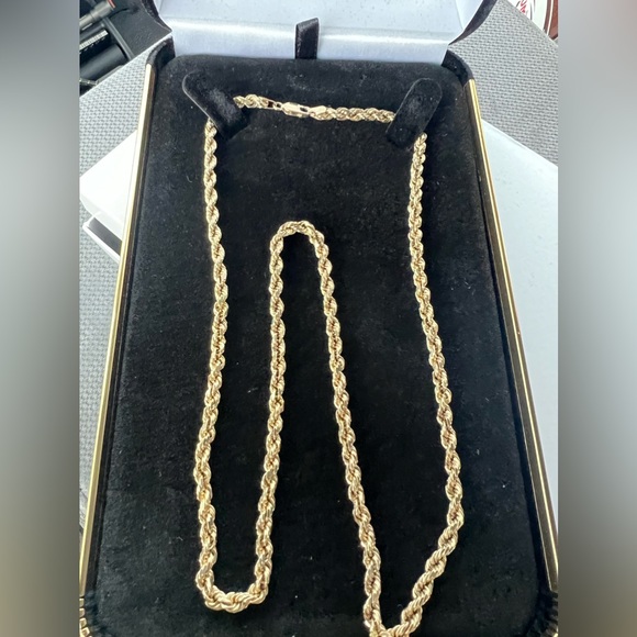 Solid REAL 14K Gold Rope Chain.22” Length 4.1mm Width 27 Grams Weight.